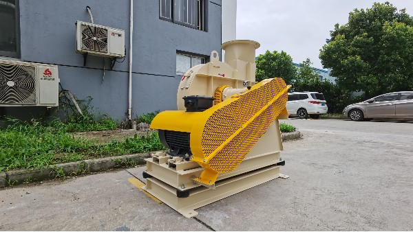 ��ѹ������ȹ���ԭ�򼰽������